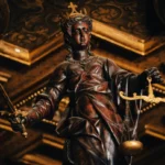 estátua da justiça foto pexesl