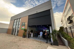 Paraná sedia primeira fábrica do Brasil de tecnologia húngara para o agro Foto: Ingrid Petroski/Seti