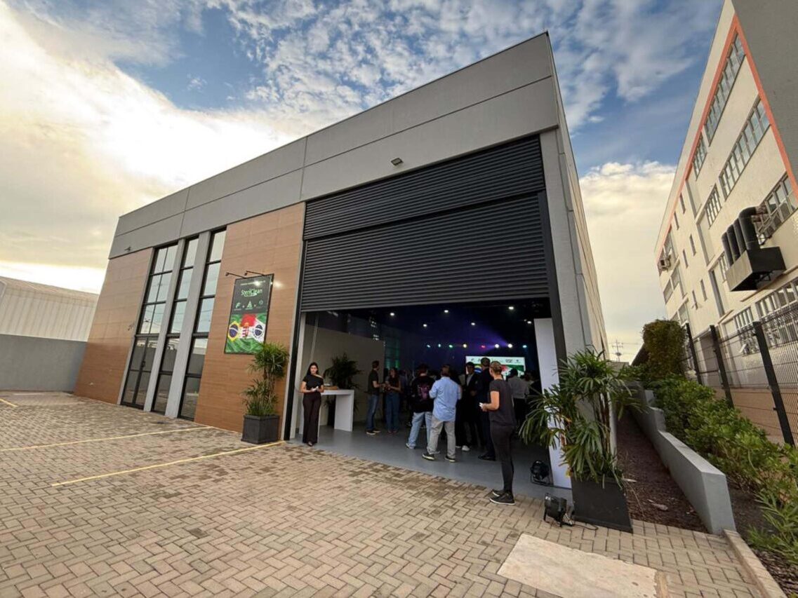 Paraná sedia primeira fábrica do Brasil de tecnologia húngara para o agro Foto: Ingrid Petroski/Seti