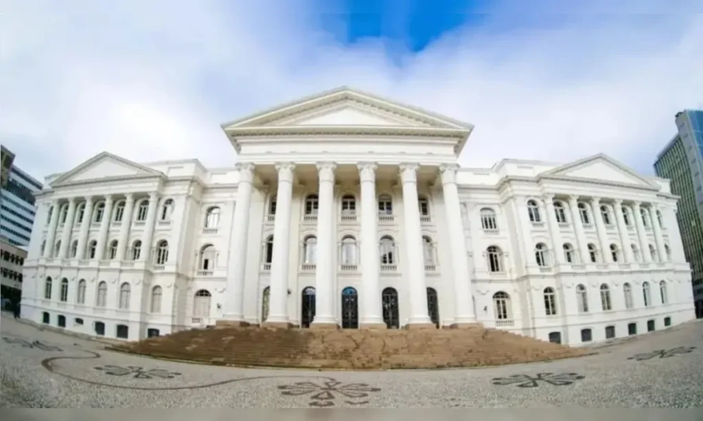 universidade-federal-do-parana-ufpr-em-curitiba-01085023-0-202604281835-ProportionalFillBackground