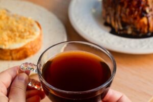 Do grão à experiência: como o noroeste paranaense redescobriu o café pelas mãos dos pequenos negócios 