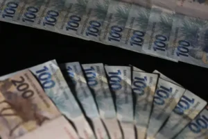 real_moedadinheiro_jfcrz_abr_1701220045_1