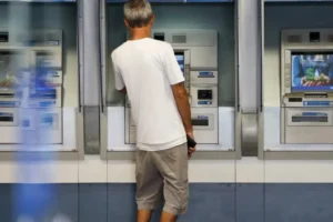 bancos-vao-fechar-entenda-960×592