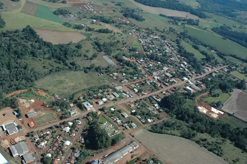 Concurso de Prefeitura no Paraná abre 43 vagas e salários de até R$ 7,3 mil; veja quem pode participar