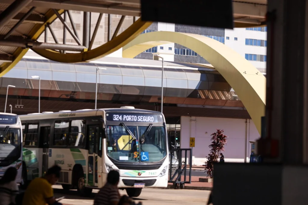 Novo aplicativo do transporte coletivo de Maringá